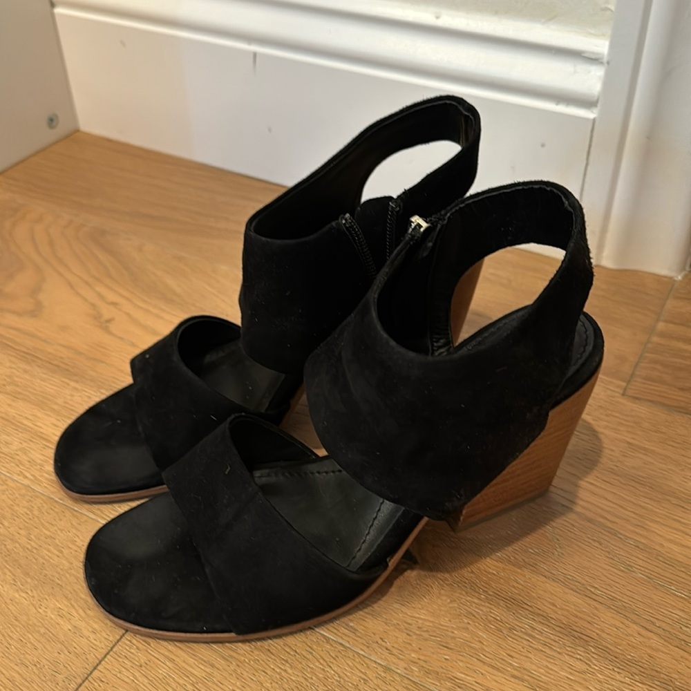 Sol Chunky Heel
